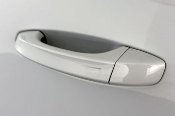 Peugeot e-3008