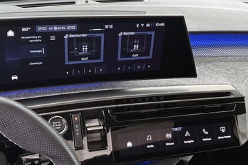 Peugeot e-3008