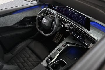 Peugeot e-3008