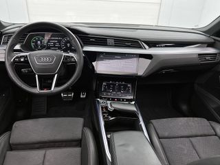 Audi Q8 Sportback e-tron