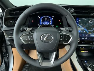 Lexus RZ