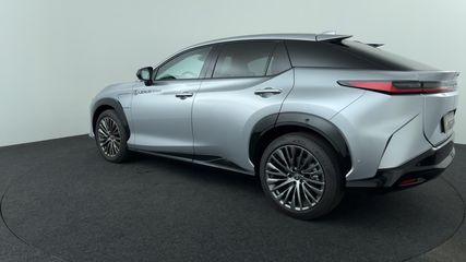 Lexus RZ