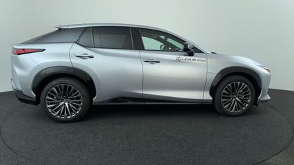 Lexus RZ