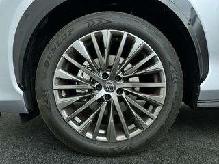 Lexus RZ
