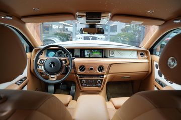 Rolls-Royce Phantom