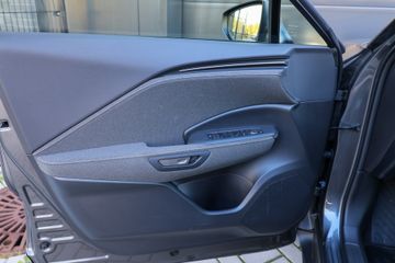 Lexus LBX