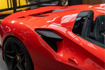 Ferrari F8 Spider