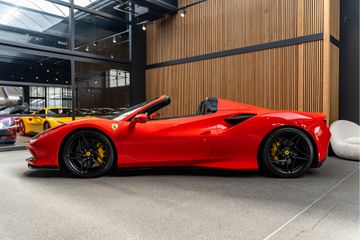 Ferrari F8 Spider
