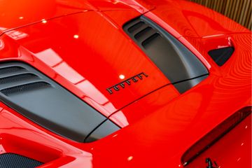 Ferrari F8 Spider