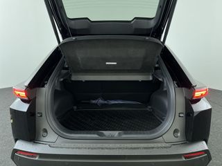 Toyota C-HR+