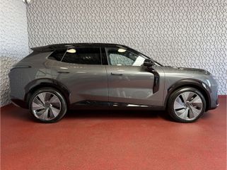 Lynk & Co 08