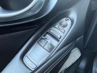 Infiniti Q60