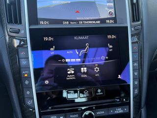 Infiniti Q60