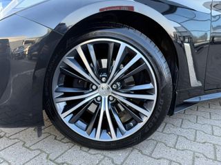 Infiniti Q60