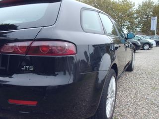 Alfa Romeo 159
