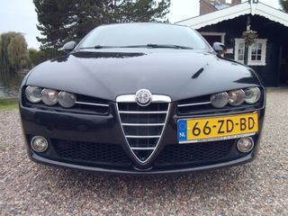 Alfa Romeo 159