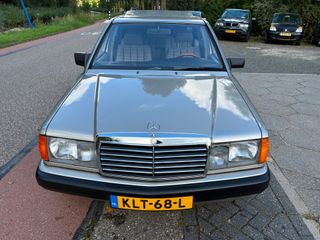 Mercedes-Benz 190
