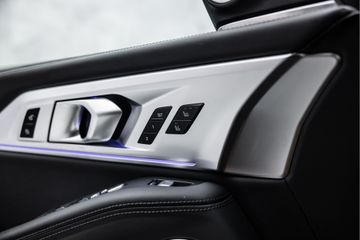 BMW XM