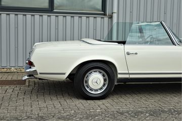 Mercedes-Benz SL