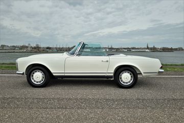 Mercedes-Benz SL