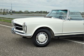 Mercedes-Benz SL