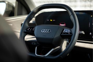Audi SQ6 e-tron