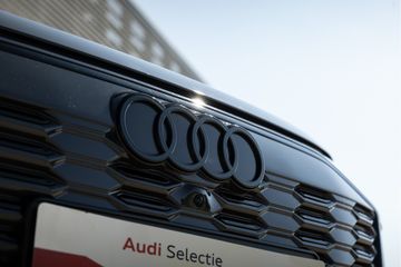 Audi SQ6 e-tron