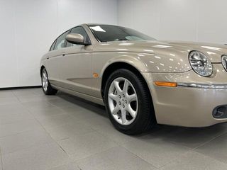 Jaguar S-Type