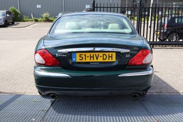 Jaguar X-Type