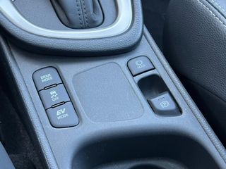 Mazda 2 Hybrid