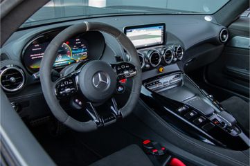Mercedes-Benz GT