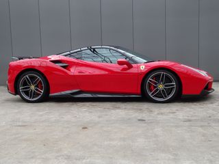Ferrari 488