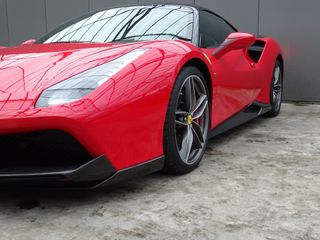 Ferrari 488