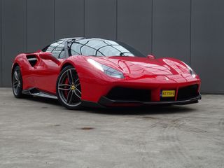 Ferrari 488