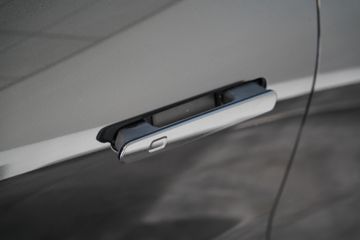 Lynk & Co 08