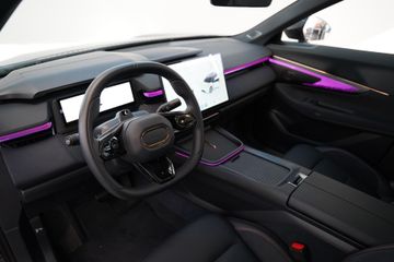 Lynk & Co 08