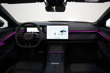 Lynk & Co 08