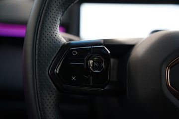 Lynk & Co 08