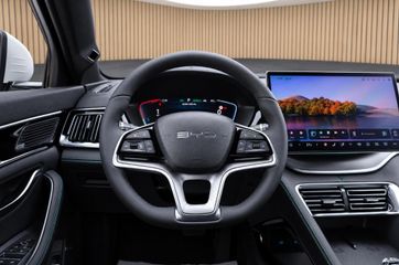 BYD SEAL U