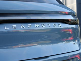 Leapmotor B10
