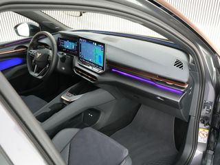 CUPRA Raval
