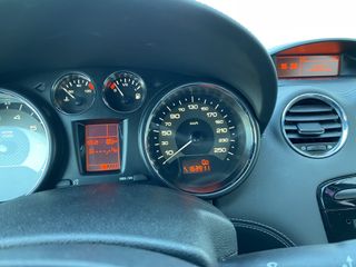 Peugeot RCZ