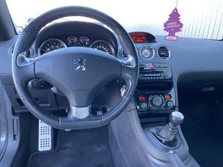 Peugeot RCZ