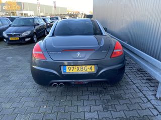 Peugeot RCZ