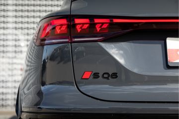 Audi SQ6 e-tron