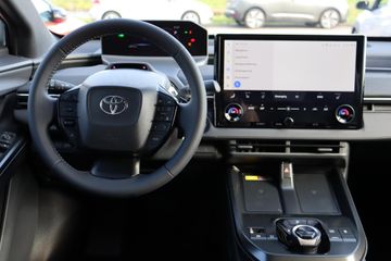 Toyota C-HR+