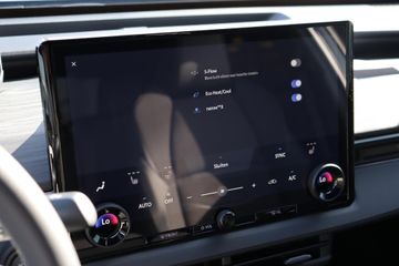 Toyota C-HR+