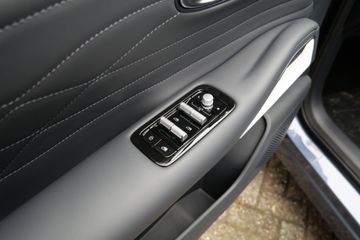 Geely Starray EM-i