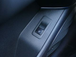 BYD SEALION