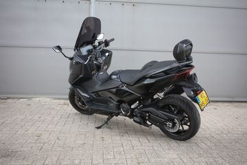 Yamaha T-MAX